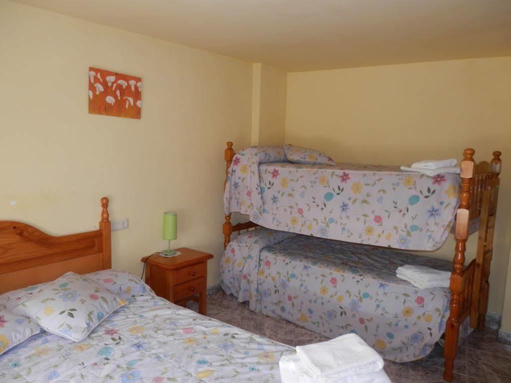 Hostal El Portalico Linares de Mora Exterior photo